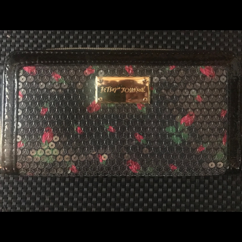 *LAST CALL* Betsey Johnson Rose Sequin Wallet